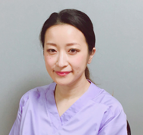 歯科医師 諸星 華奈子(旧姓:二宮)